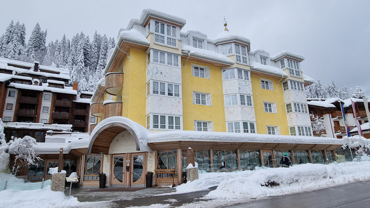  Alpen Suite Hotel