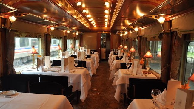 Eastern & Oriental Express dining car