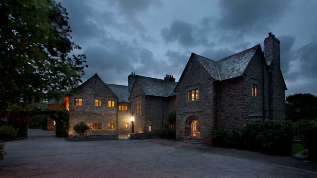 Ard Na Sidhe Country House exterior night