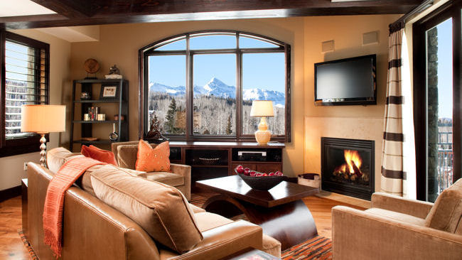 lumiere livingroom with mountain views
