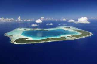 Marlon Brando's Private Island to be Luxury Eco-Resort 