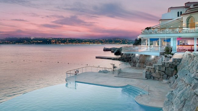 Hotel du Cap-Eden-Roc Launches Champagne Lounge