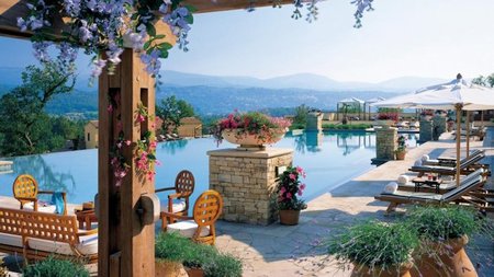 Provence's Terre Blanche Hotel Spa Golf Resort Tantalizes the Five Senses