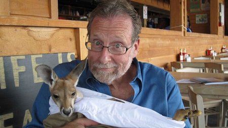 The Travel Detective with Peter Greenberg Premieres this Fall 