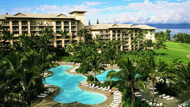 The Ritz-Carlton, Kapalua Offers Hawaiian Honeymoon Package