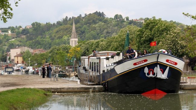 European Waterways Offers Book Early Spring Discounts