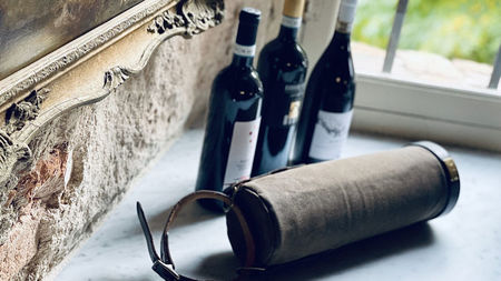 Vinarmour: Redefining Wine Travel with a Revolutionary Wine Tote Bag