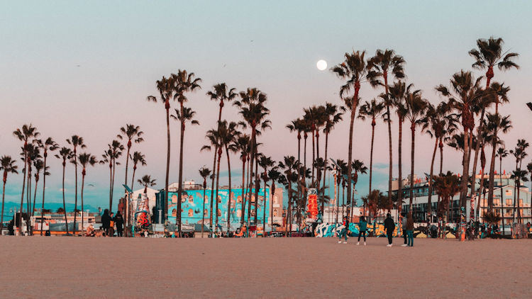 A Guide to the Best Time to Visit Los Angeles for Perfect Weather