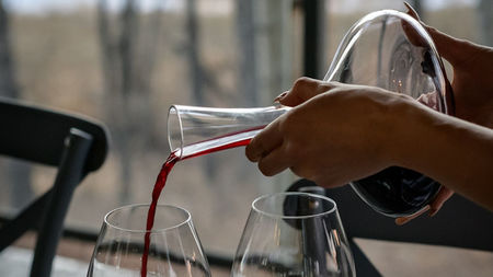 4 Reasons to Buy a Wine Decanter