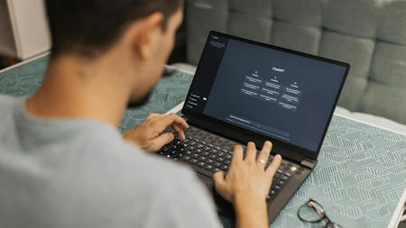 How Hospitality Businesses Can Leverage AI for Success