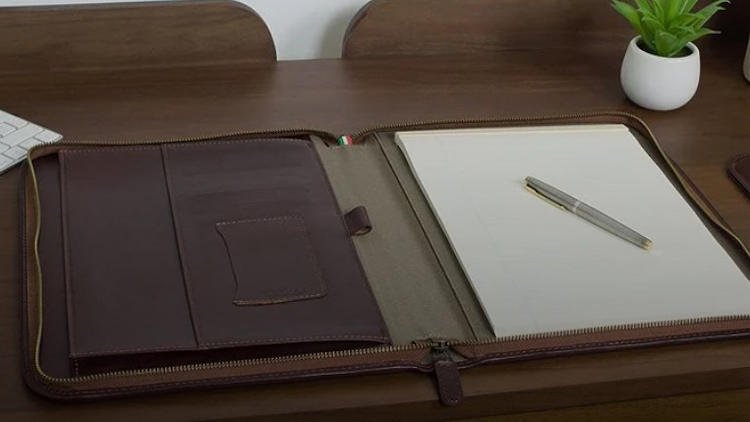 The Enduring Appeal of Italian Craftsmanship: Why a Maruse Leather Portfolio Is a Smart Investment