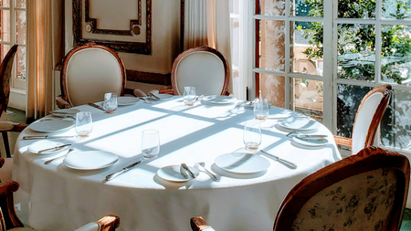 The Elegance of Restraint: When presence becomes the experience