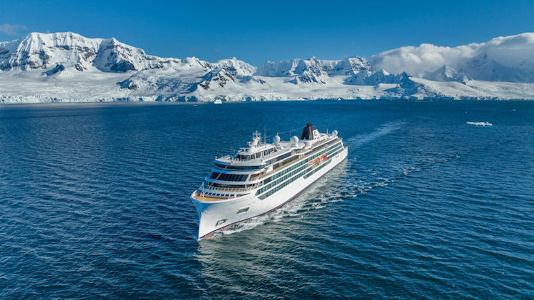 Viking Opens Bookings for 2027–2028 Ocean and Expedition Voyages