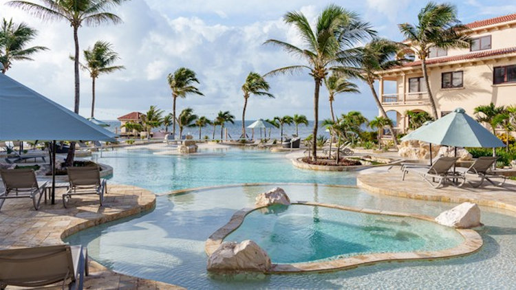 A Stay in Paradise: What It’s Like to Vacation at Belize's Coco Beach Resort