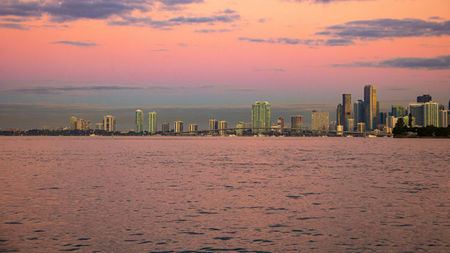 Golden Hour Cruising in Miami 2026: The Ultimate Luxury Sunset Experience on Biscayne Bay
