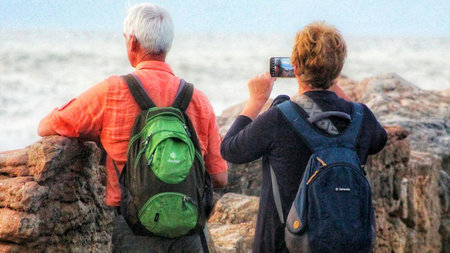 Staying Safe While Traveling with the Right Emergency Support