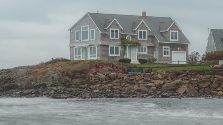 What Every Vacation Rental Owner Should Do Before Storm Season