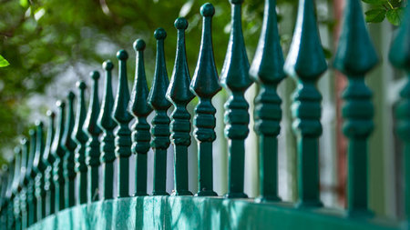 7 Luxury Fence Designs for High-End Estates