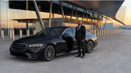 The Case for a Chauffeured Limo to Newark Airport