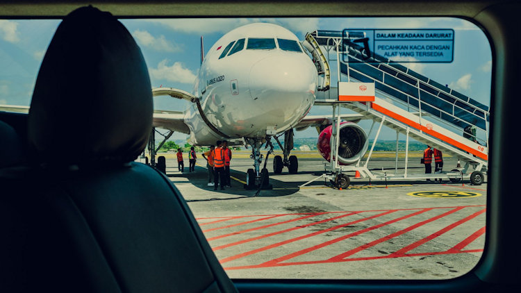 MyArrival Reviews: Five Things to Check Before Choosing a Travel-Document Service