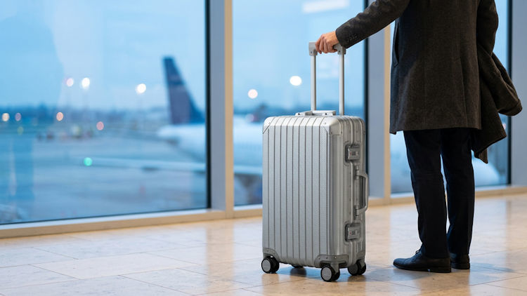 What Frequent Flyers Should Look for in Aluminum Luggage