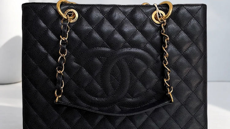 Choosing a Travel Handbag: Which Chanel Style Fits the Whole Day?