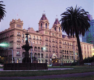 Hotel Review: Australia: The Hotel Windsor, Melbourne