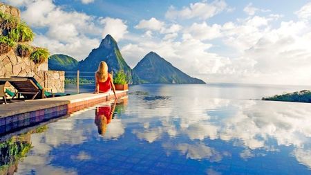 Saint Lucia's Jade Mountain Resort Offers Romantic Spring Getaway