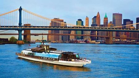 Cruising the Big Apple in Style with Bateaux New York