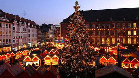Dusseldorf's Christmas Market Opens November 19