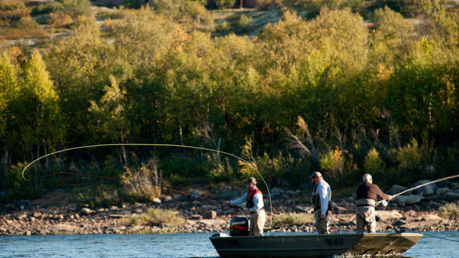 7 Adventures Around World for Traveling Dads