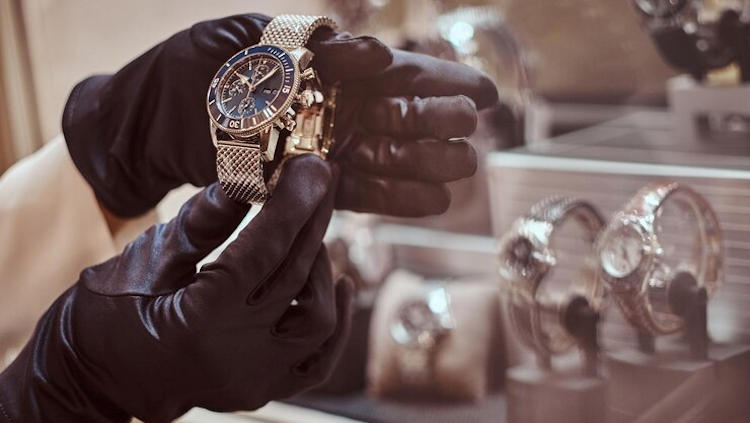 Exploring the Elite World of Fine Watches