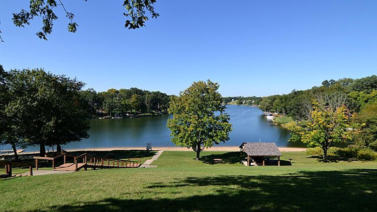 Exploring Lake Camelot Park in Maple Grove, MN