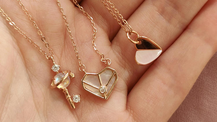9 Jewelry Pieces That Will Make Your Summer Stylish