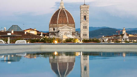 Dive into Luxury: Iconic Hotel Pools Around the World for a Stylish End-of-Year Splash