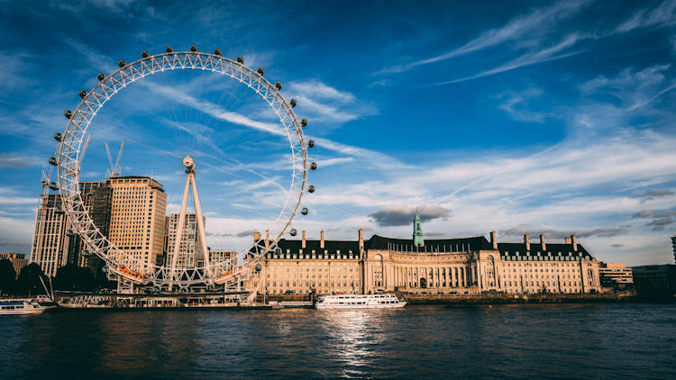 UK Travel Made Easy: GCC Citizens Switch from UK visa waiver to ETA
