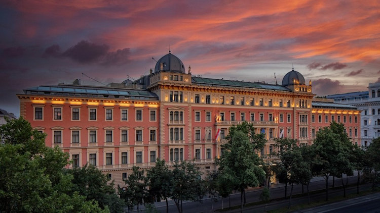 Urban Luxury in a Historic Architectural Palace: Anantara Palais Hansen Vienna Shines in New Splendor