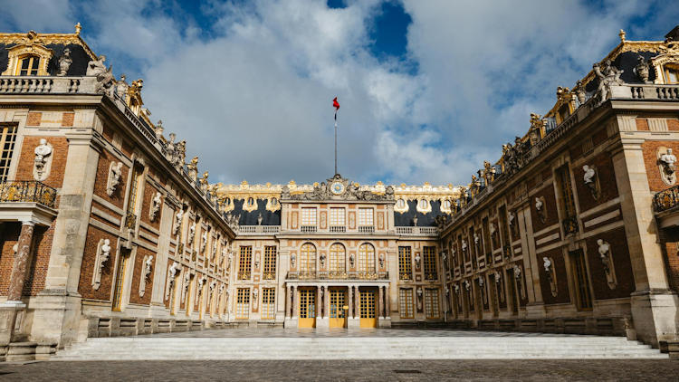 Versailles Palace Tour: A Journey Through Royal History