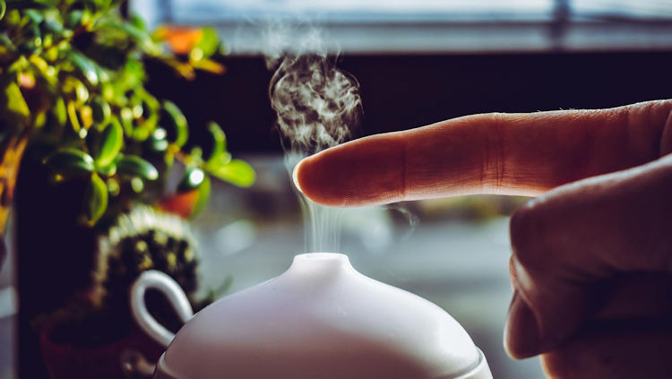 The Role of Humidifiers for the Bedroom in Creating a Healthy Home Environment
