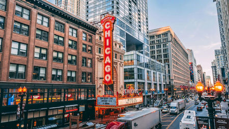 Top 7 Luxury Weekend Getaways Near Chicago—Made Better with Private Coach Service