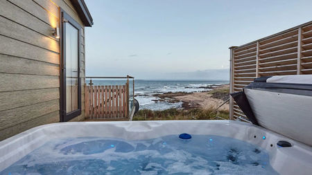 Why Lodges with Hot Tubs in Scotland Are the Ultimate Luxury Getaway