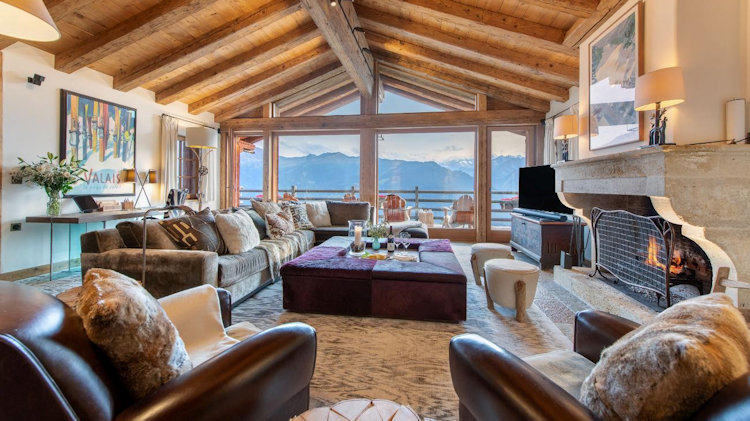 Ultimate Guide to Luxury Winter Chalets 2026