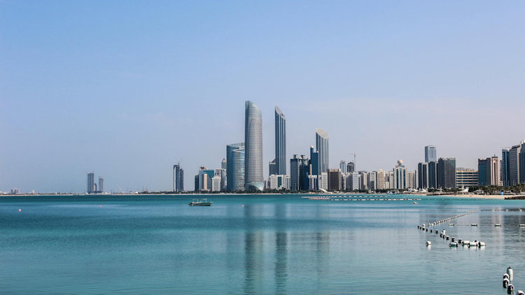 Solo in the City: The Best Things to Do in Abu Dhabi for the Discerning Independent Traveler