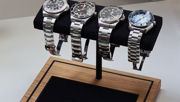 The Watch Stand that Earns its Place in a Luxury Travel Routine