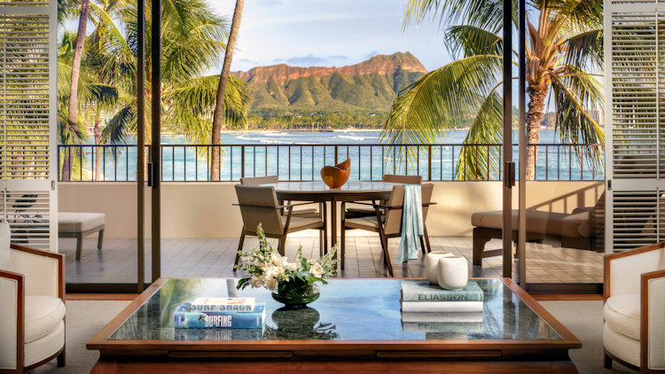 Halekulani Delivers Top-Tier Luxury in Oahu