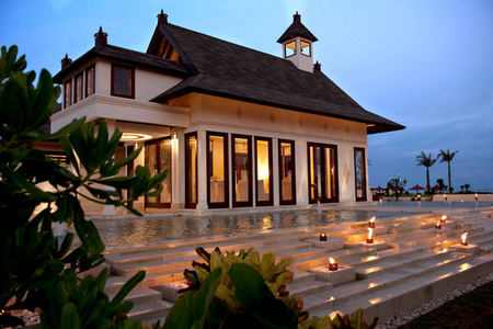 The St. Regis Bali Resort Offers Prestigious Weddings and Honeymoons