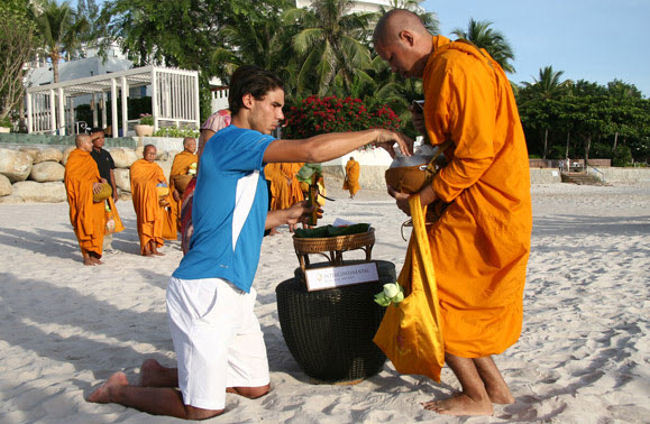 Rafael Nadal Performs Buddhist Ceremony In Thailand