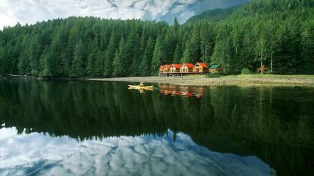 Nimmo Bay Wilderness Resort Offers both Wildlife and Guests a Haven for Exploration