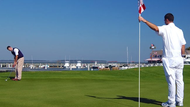 The Sea Pines Resort Offers Harbour Town Golf Experience