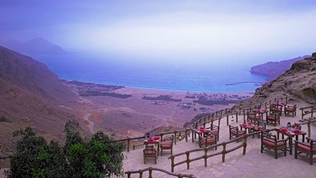 Oman's Six Senses Zighy Bay Champions Local Produce With Socially Responsible Menu